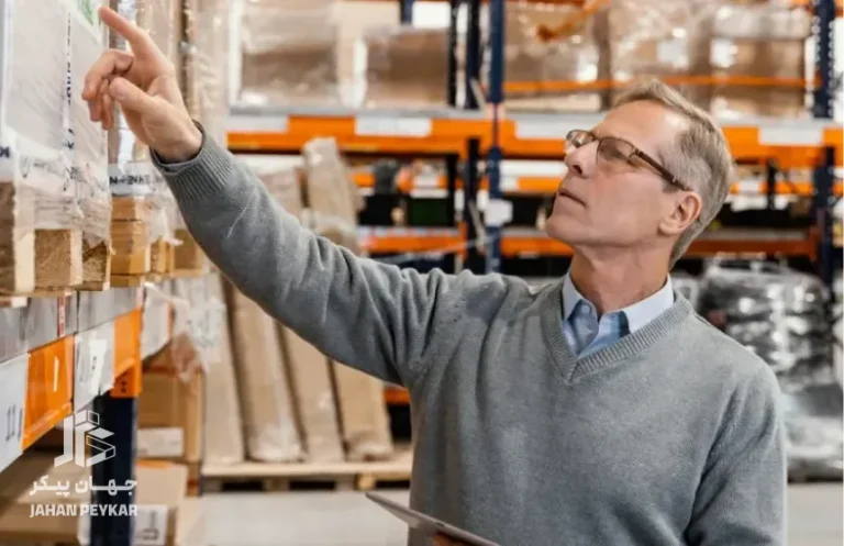 انباردار پروژه عمرانی